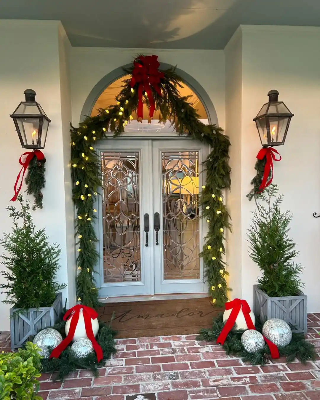 Classic Elegant Christmas Entrance