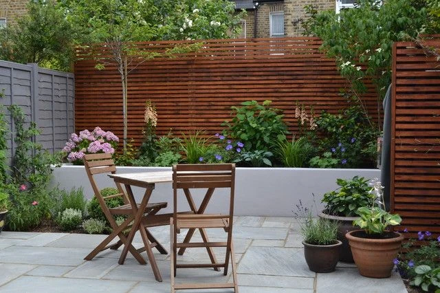 40 Low-Maintenance Small Courtyard Garden Ideas That Will Make You Swoon