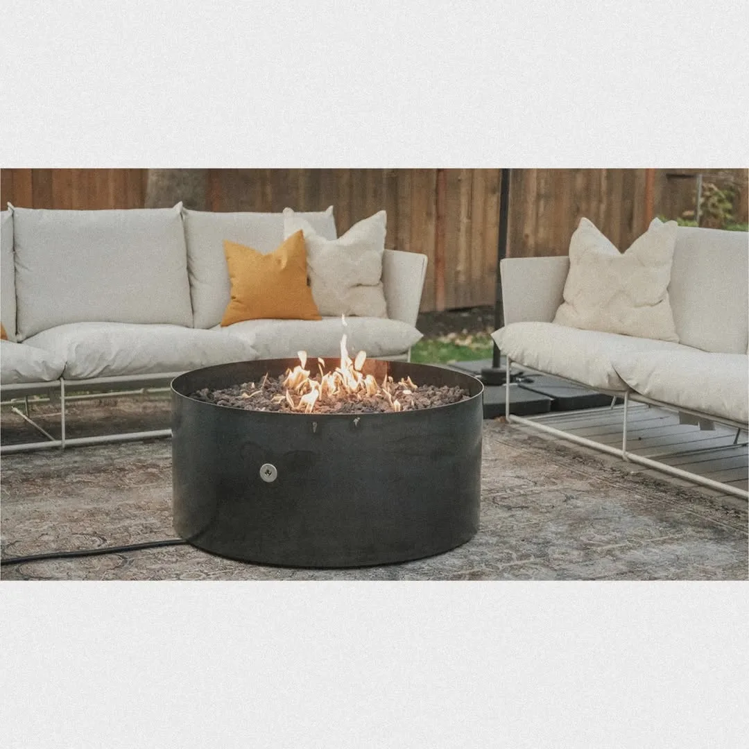 Contemporary Outdoor Living Room Perfection