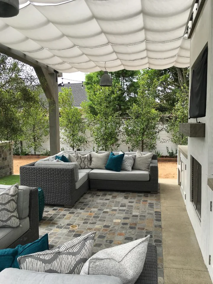 41 Modern Patio Awning Ideas for Every Home Style and Climate (Both ...