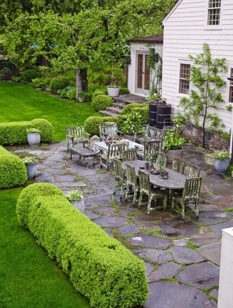 34 Modern & Budget Friendly Flagstone Patio Ideas (With & Without Fire ...