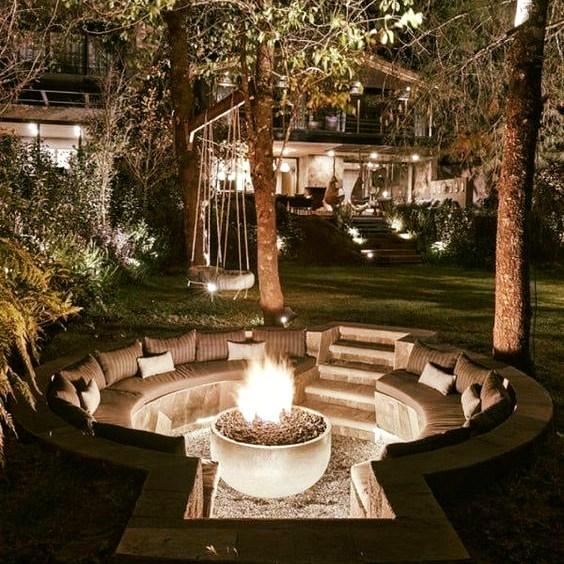Sunken Circle Fire Pit with Built In Seating