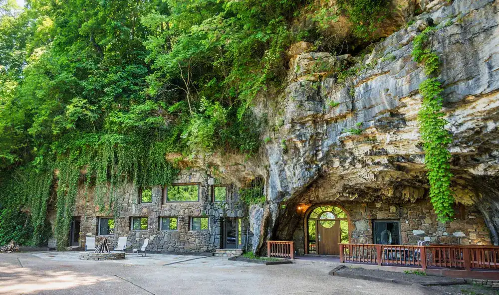 Beckham Creek Cave Home, Arkansas