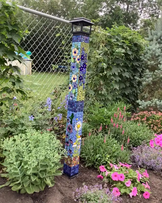 Floral Mosaic Art Post with Solar Light