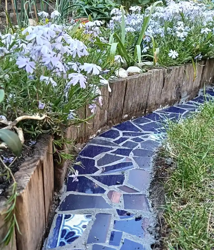 Cobalt Blue Border Mosaic Path