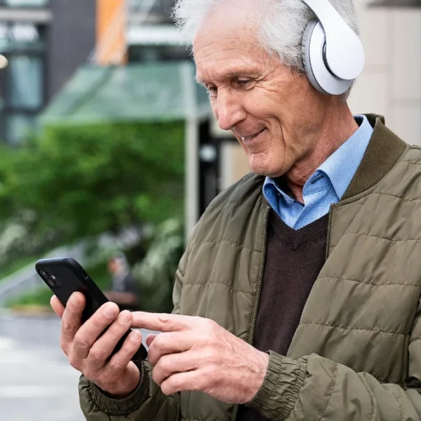 14 Simple Ways to Beat Retirement Boredom (Backed by Science)